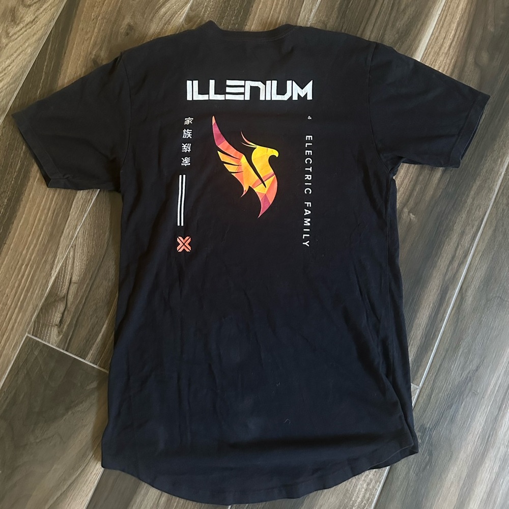 Illenium music collab Black scoop tee